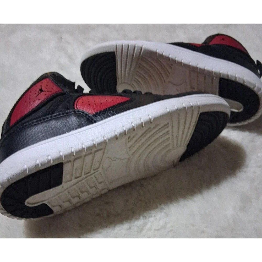 Jordan Jumpman Boys High Top Sneakers Red Black sz 1 youth